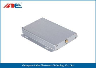 منتصف المدى قام المحفل قارئ RFID جهاز نقل الطاقة 1.5W 12V العاصمة الجهد