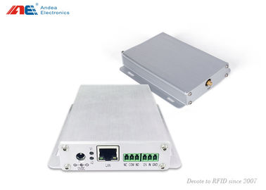 اتصالات TCP / IP 13.56 ميجا هرتز قارئ RFID متوسط ​​المدى واجهة هوائي SMA واحدة